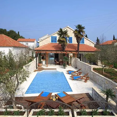 Antisin In Ugljan 34351 Holiday home *